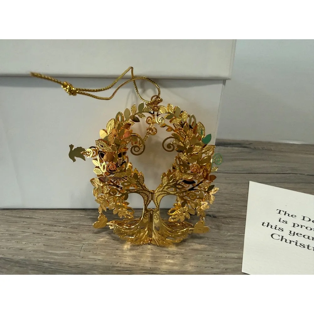 2017 Tree of Life Danbury Mint Christmas Ornament 23k Gold Plated - Picture 2 of 9